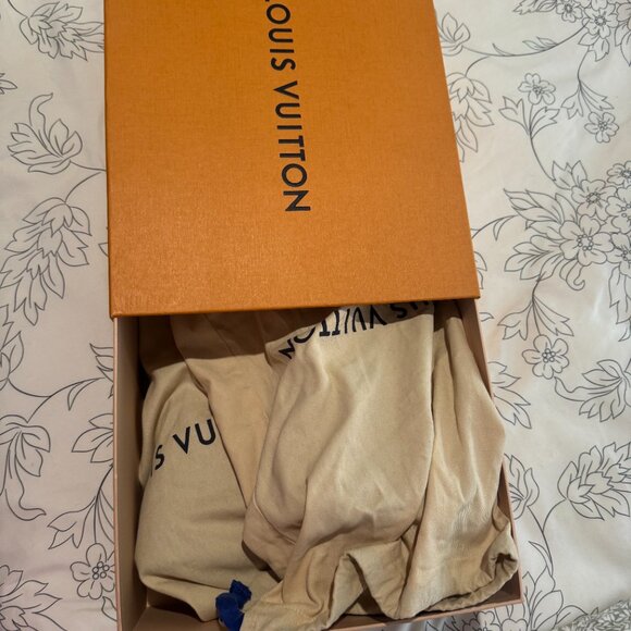 LV Rain Boots Size 8 - Picture 4 of 6